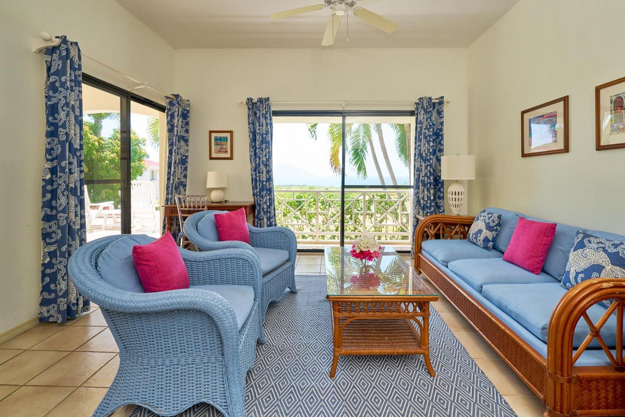 Mount Nevis Hotel Kültér fotó