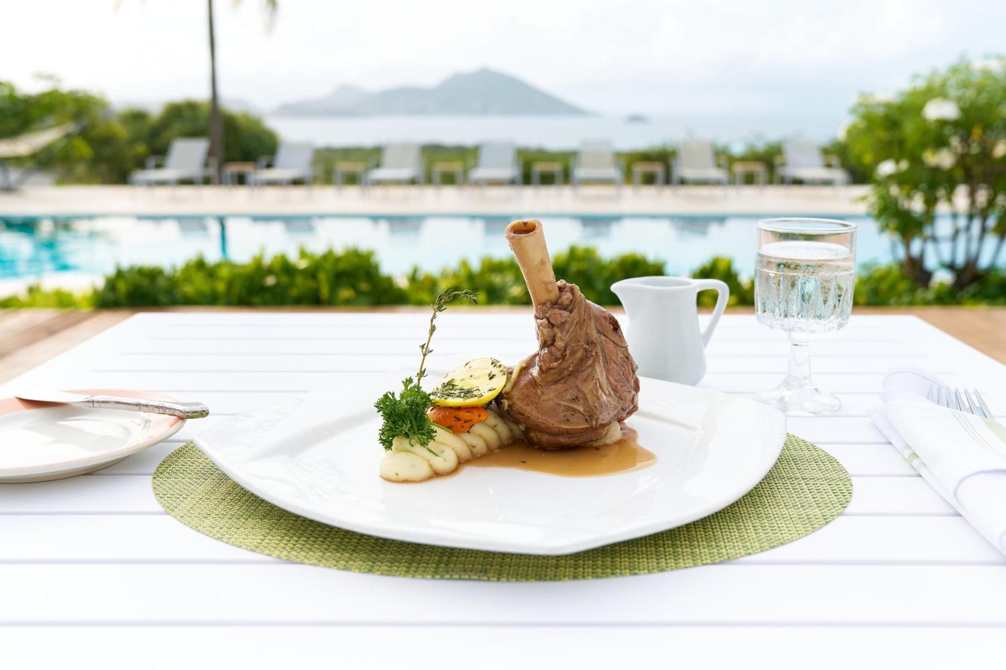 Mount Nevis Hotel Kültér fotó