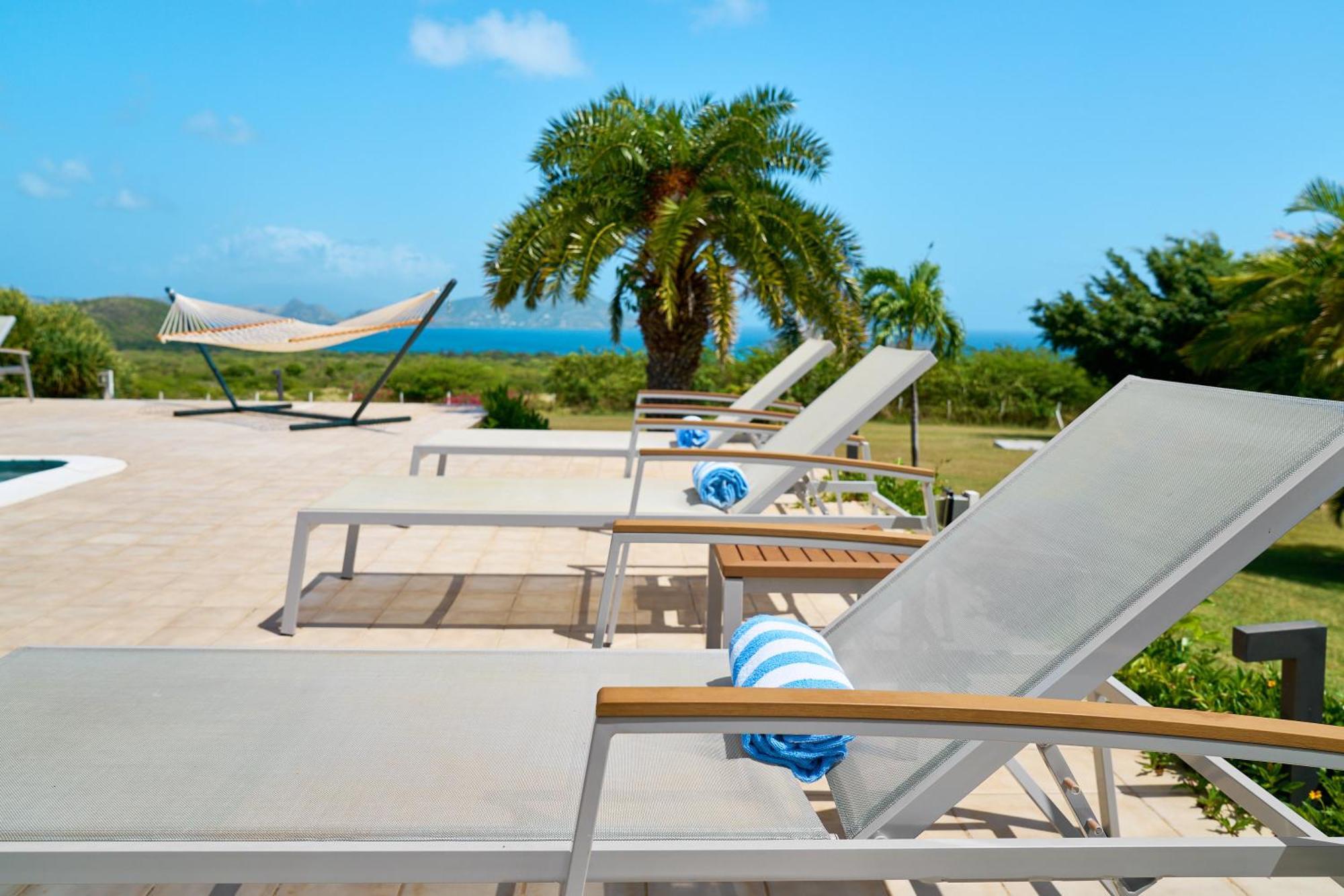 Mount Nevis Hotel Kültér fotó